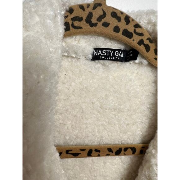 Nasty Gal Faux Shearling Jacket - Picture 3 of 3